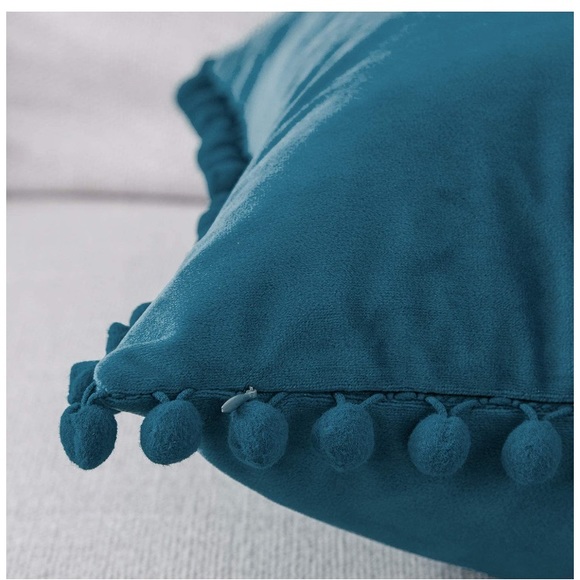 Dark Teal/Turquoise Trendy Cute Decorative Pompom Tassel Throw Pillow Cover Set - Picture 2 of 16